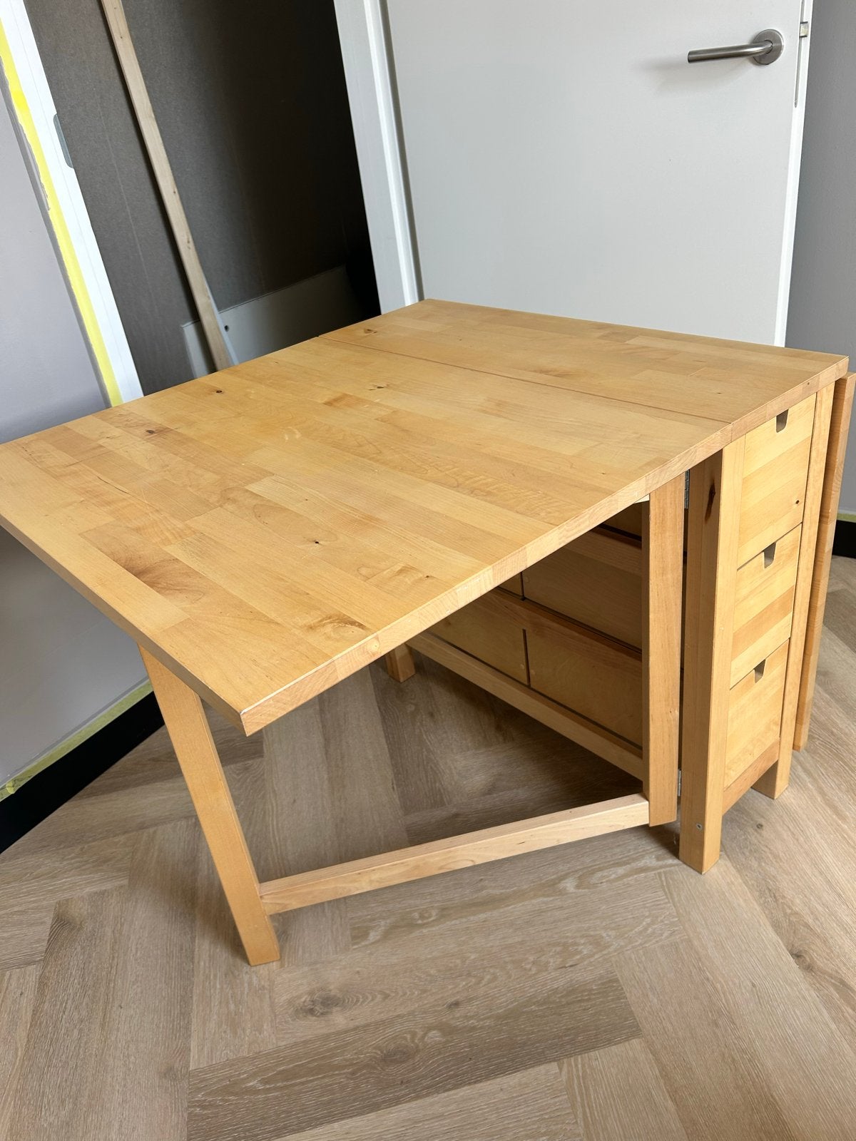 Klaptafel met lades en 2 stoelen - Variabele grootte, Huis en Inrichting, Ophalen, Gebruikt, Tot twee personen, 50 tot 100 cm