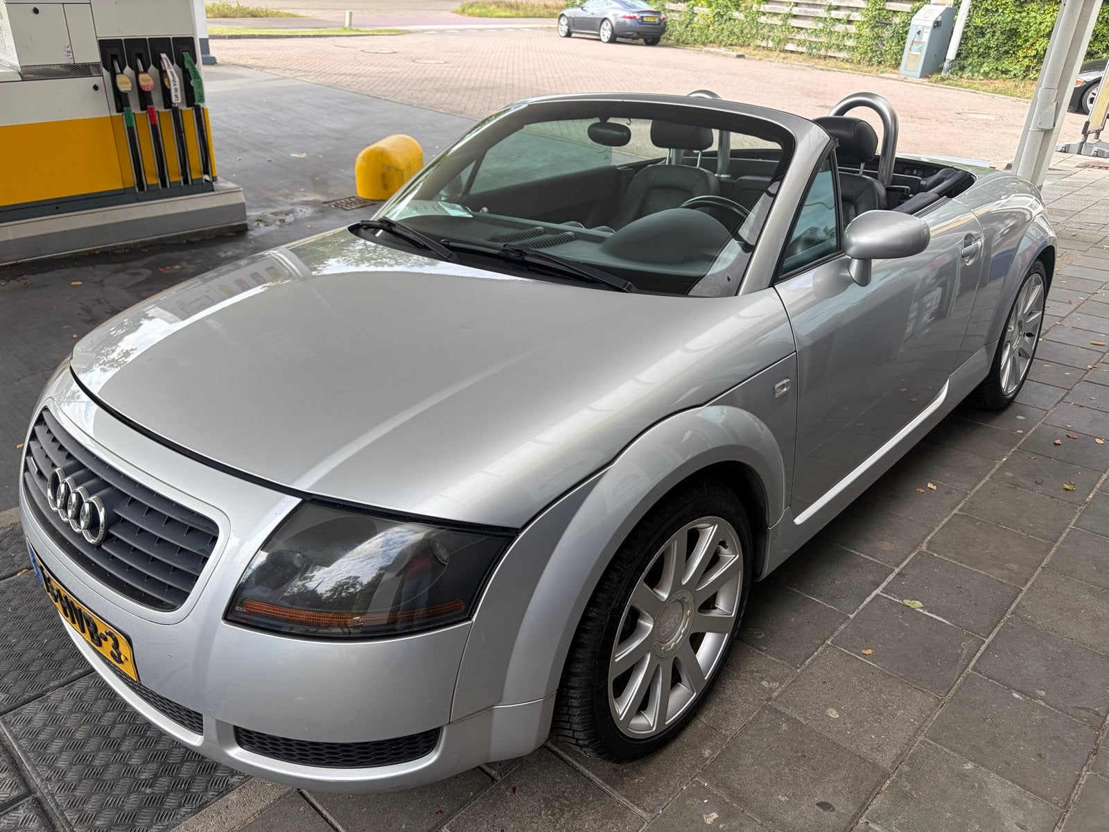 Audi TT 1.8 turbo quattro, Auto's, Audi, Cabriolet, 179 pk, 10 km/l, 1781 cc