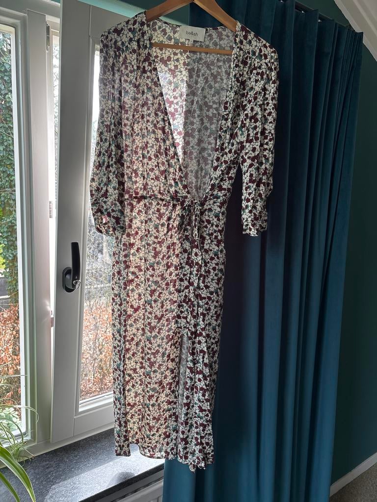 Ba&sh Jurk Maat 3 - Nieuwstaat, Perfect voor de Zomer, Ophalen of Verzenden, Zo goed als nieuw, Maat 38/40 (M), Overige kleuren