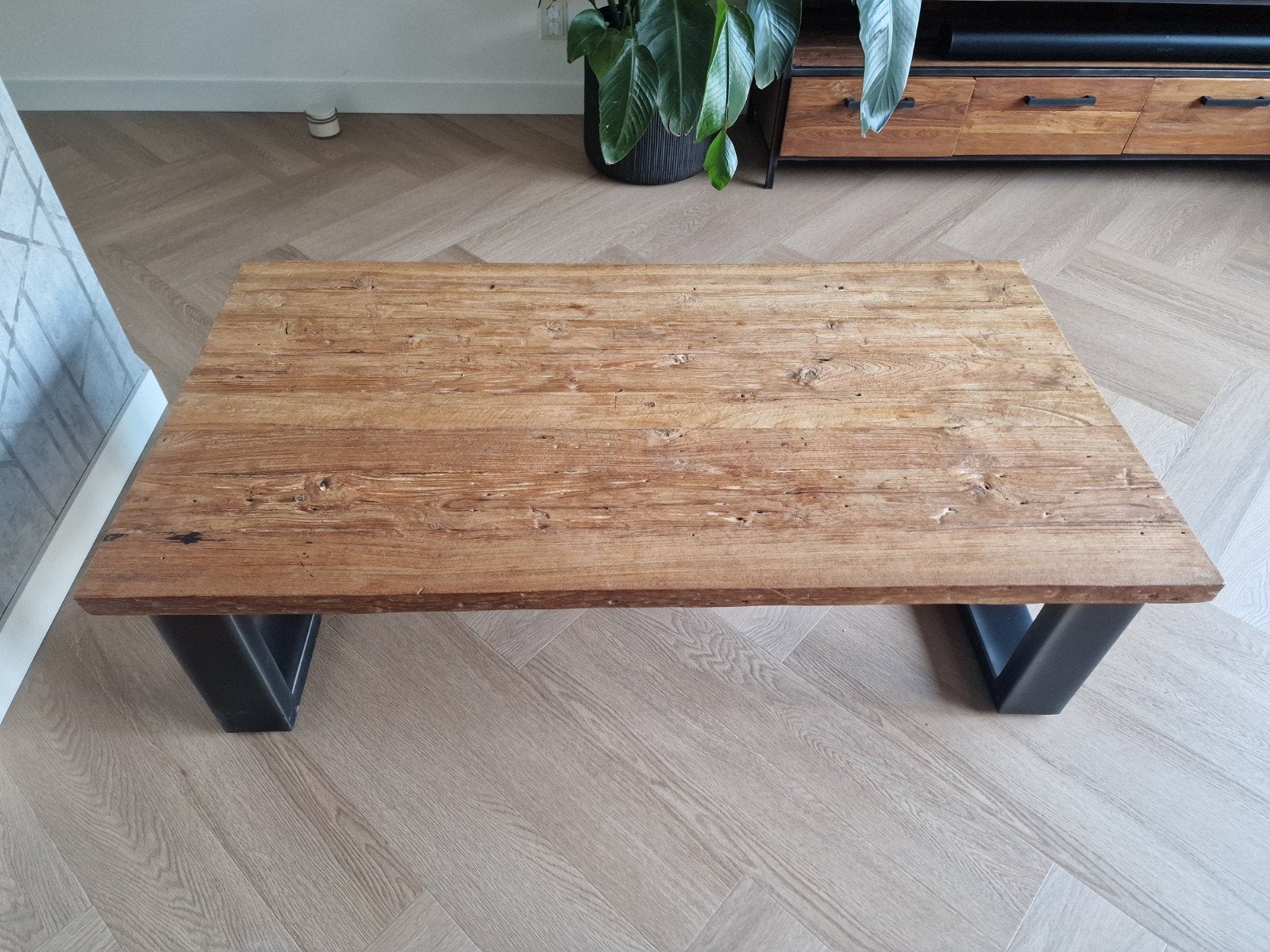 Robuuste salontafel Romario met stalen poten van pronto, Ophalen, Gebruikt, 100 tot 150 cm, Industrieel, Landelijk