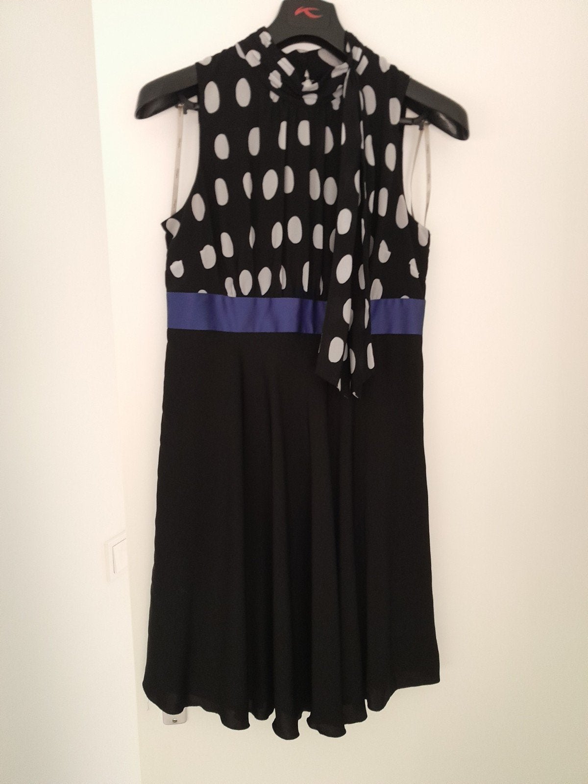 Steps jurk. Zwart, wit en blauw. Maat 42., Zwart, Maat 42/44 (L), Ophalen of Verzenden, Zo goed als nieuw