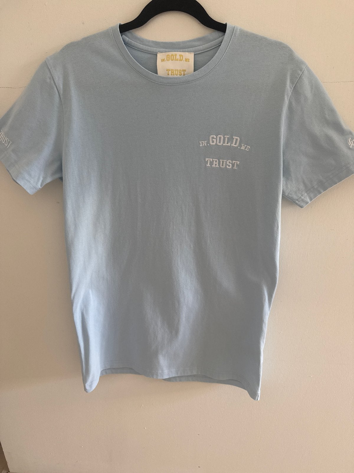 In Gold We Trust T-shirt - Lichtblauw XL, Ophalen of Verzenden, Zo goed als nieuw, Overige maten, Blauw