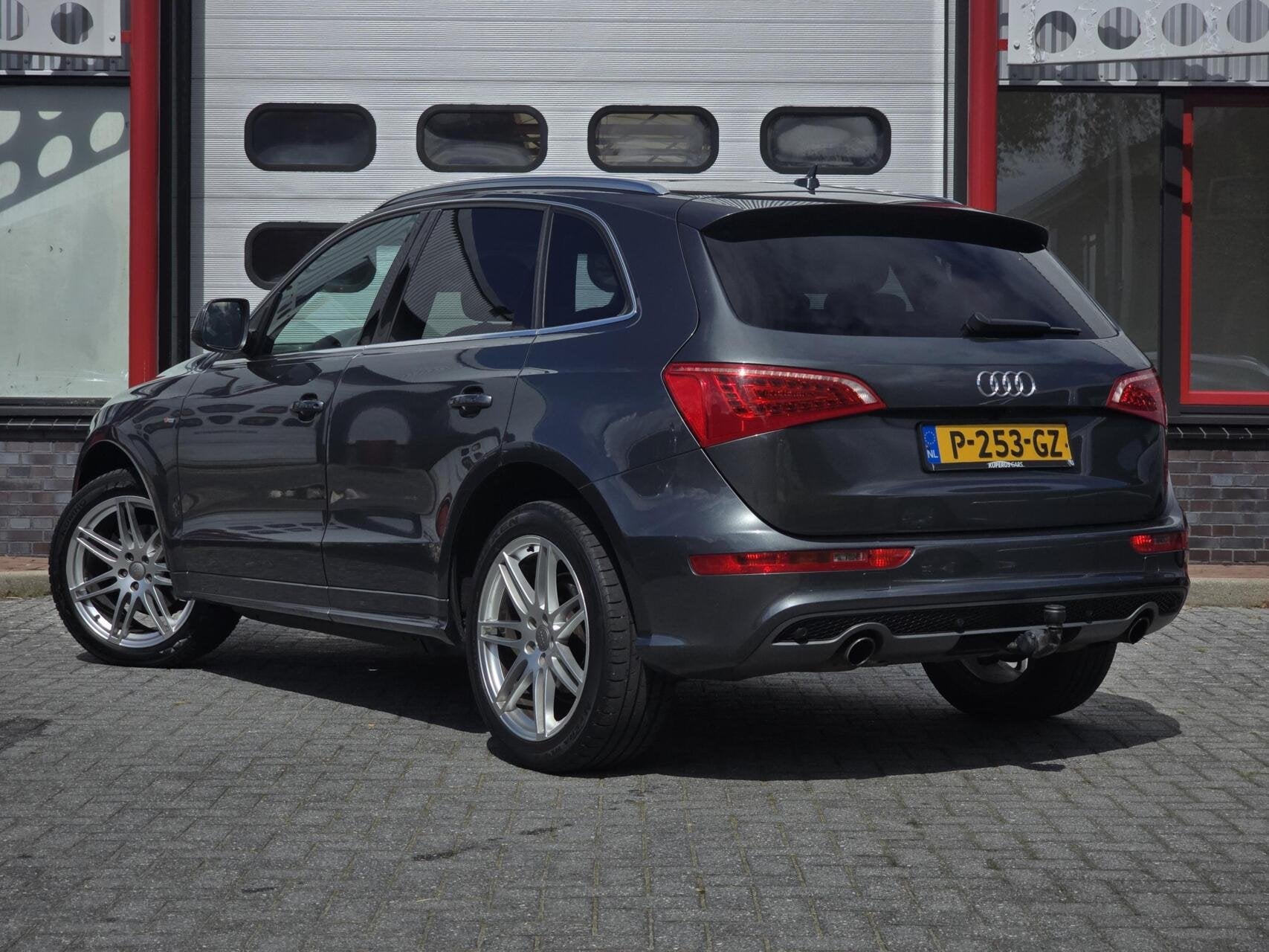 Audi Q5 2.0 TFSI quattro S-Line Carplay/B&O/Pano/Xenon/LMV, Auto's, Audi, Automaat, Gebruikt, Zwart, Leder en Stof