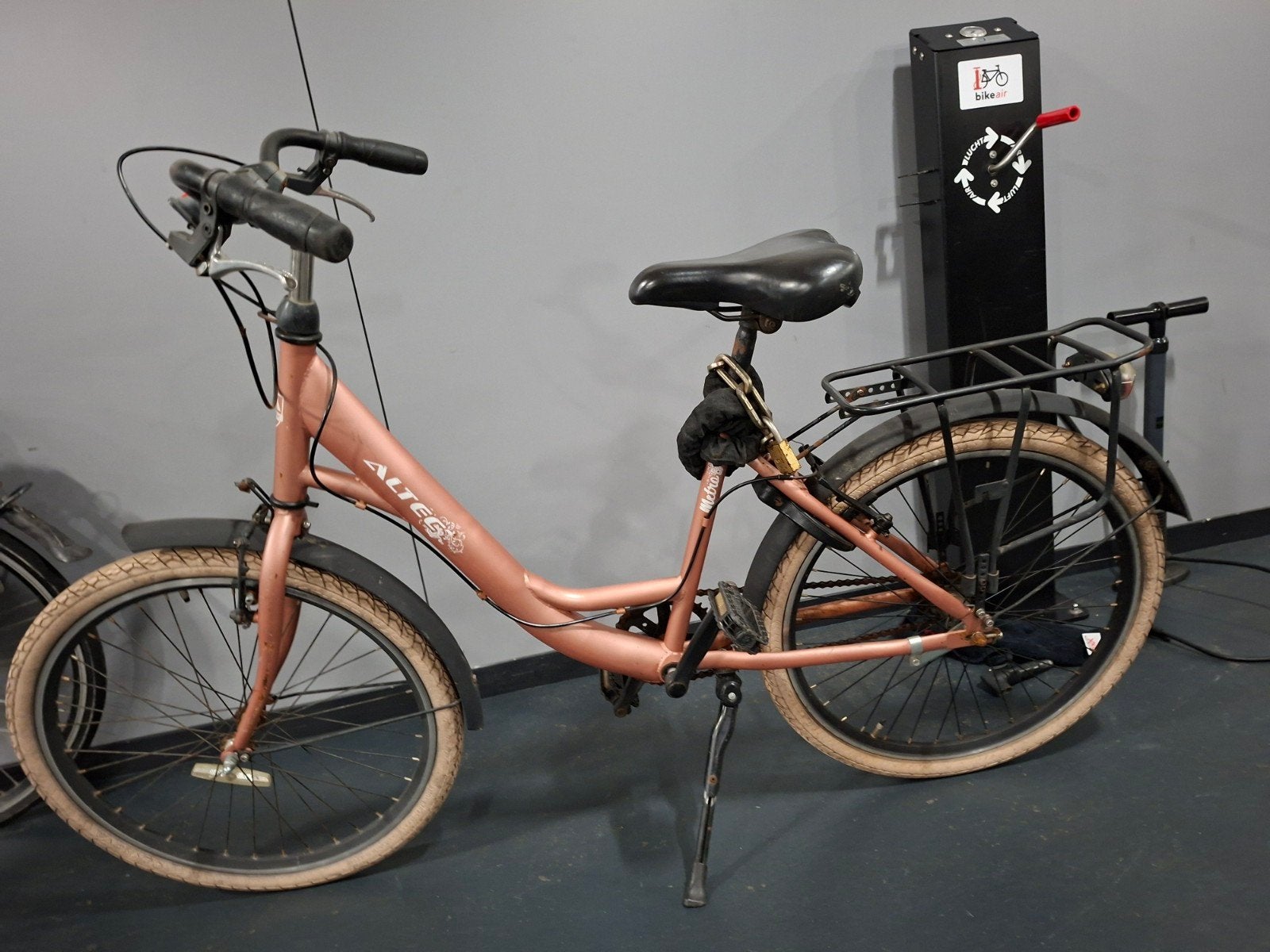 Altec Metro 24 inch Meisjesfiets - Gebruikt, Goede Staat, Ophalen, Terugtraprem, Altec, Handrem