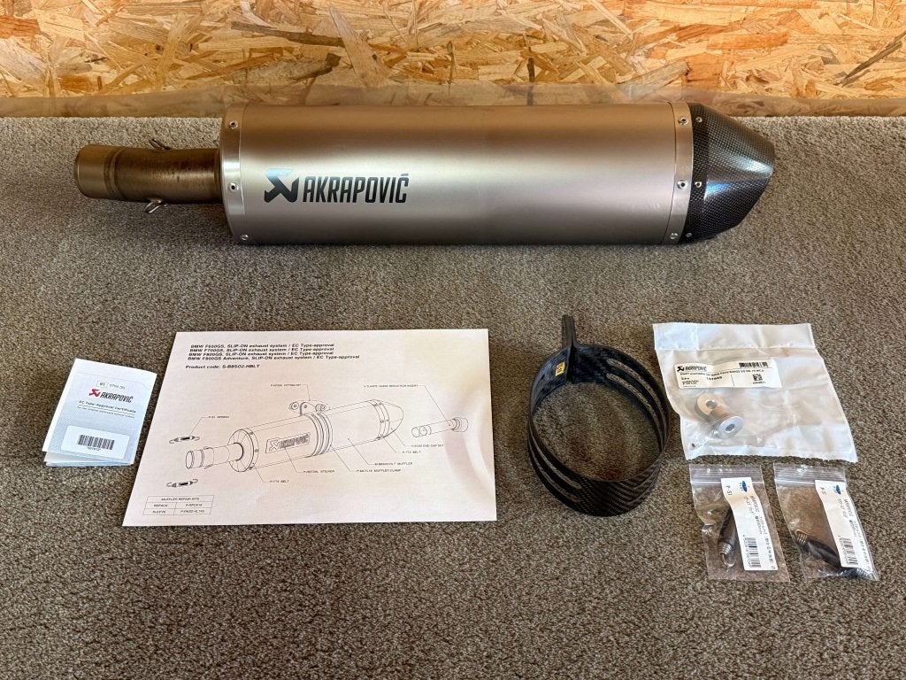 Akrapovic uitlaat demper BMW F650GS F700GS F800GS 2008-2016, Motoren, Onderdelen | BMW, Gebruikt, Verzenden, Info@bmw-motorrad-welt.com