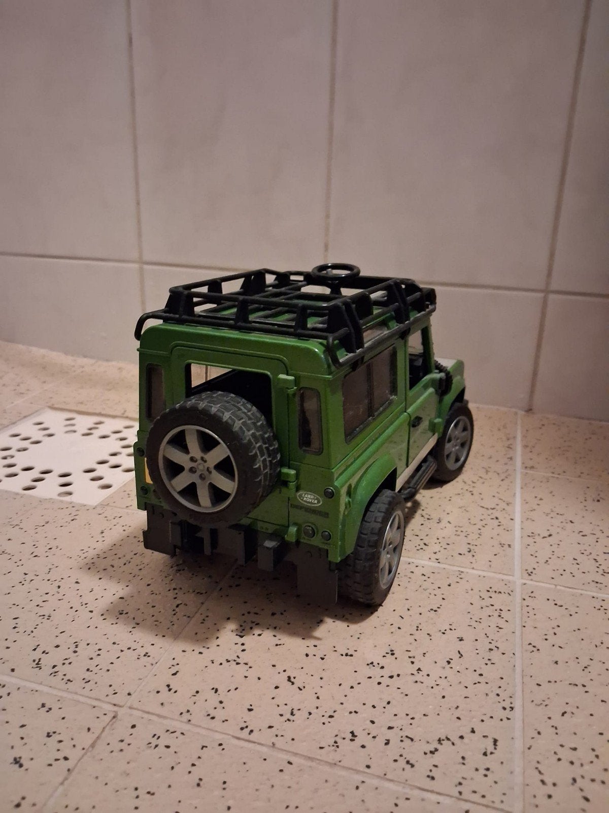 Land Rover Defender modelauto - Groen, gedetailleerd, Hobby en Vrije tijd, Auto, 1:32 tot 1:50, Zo goed als nieuw, Ophalen
