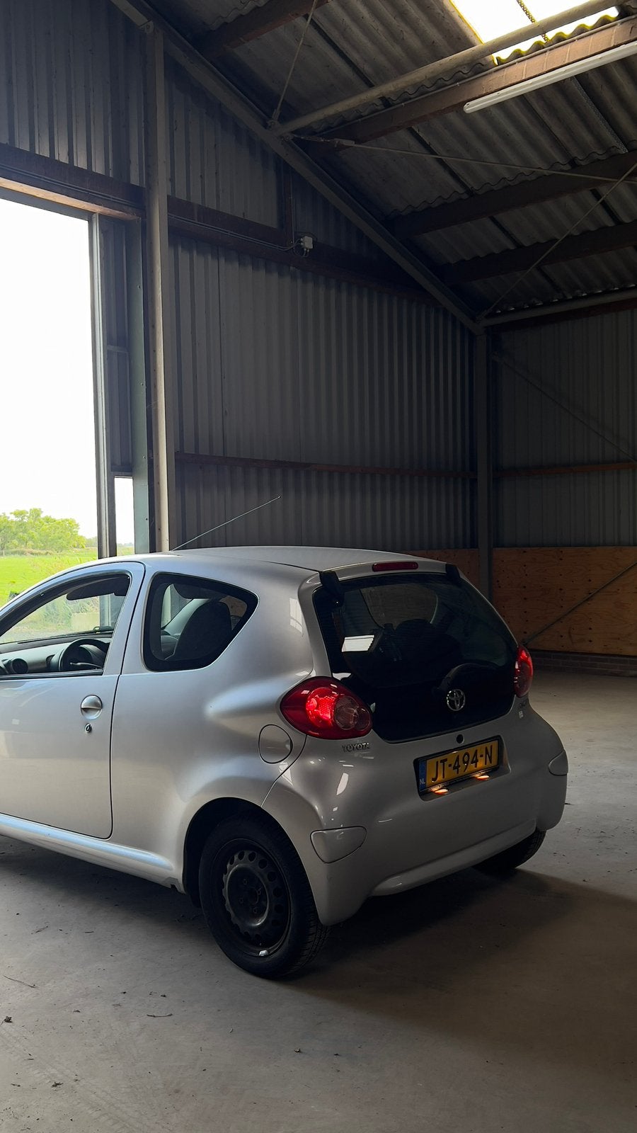 Toyota Aygo 1.0 12V Vvt-i 3DRS MMT 2007 Grijs, Voorwielaandrijving, 4 stoelen, 68 pk, Handgeschakeld