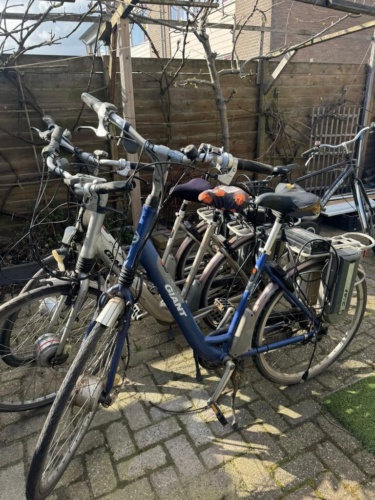 3 Giant elektrische fietsen, Ophalen, Gebruikt, Minder dan 30 km per accu, Giant