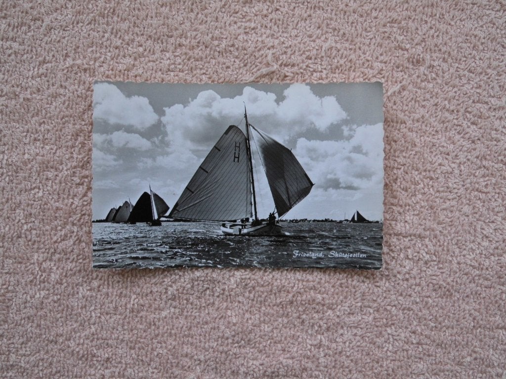 Friesland , Skûtsjesilen., Verzamelen, Ophalen of Verzenden, 1940 tot 1960, Ongelopen, Friesland
