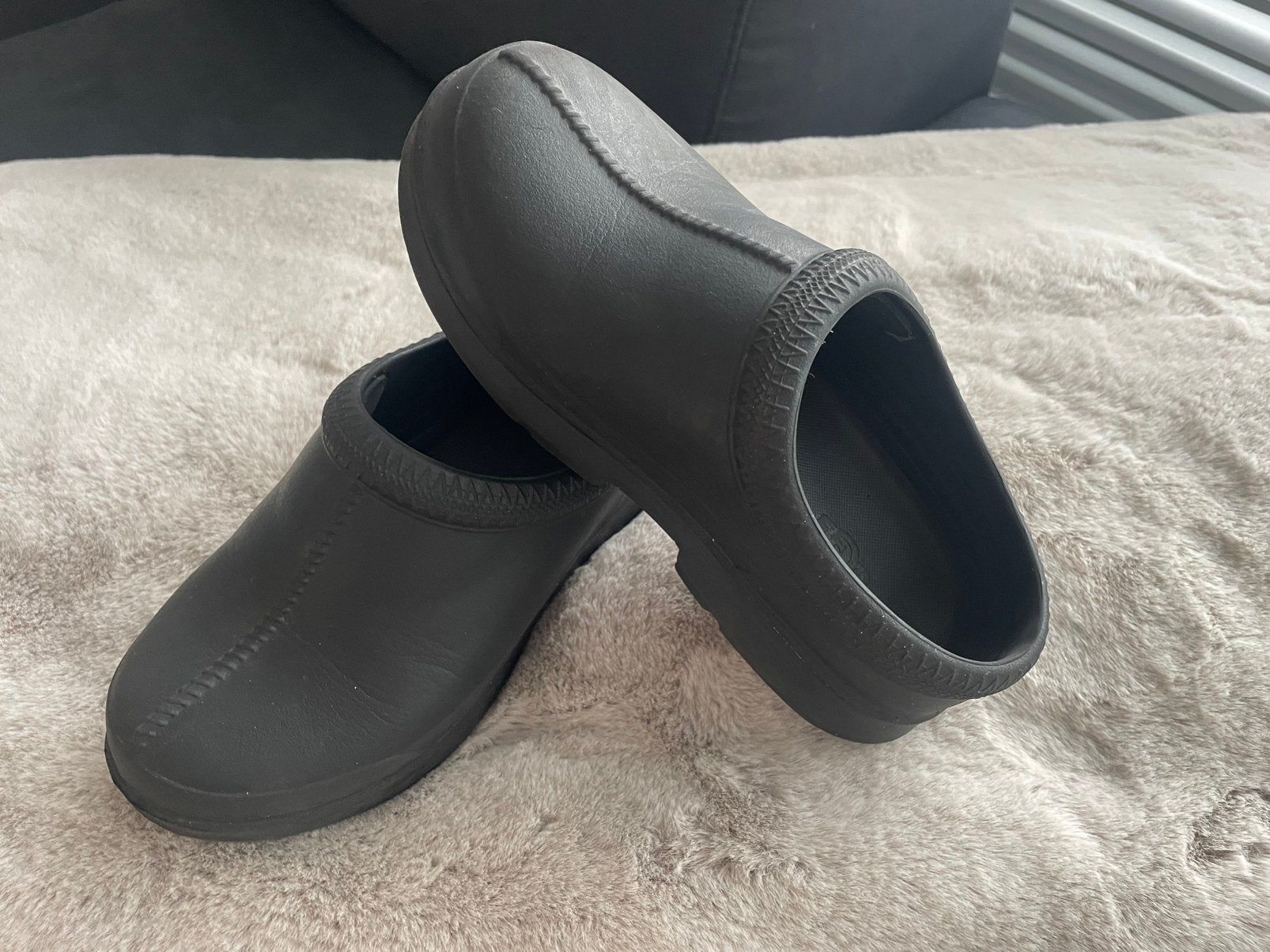UGG TASMAN X Instappers black w6 39 nette staat waterdicht, Ophalen of Verzenden, Gebruikt, Schoenen