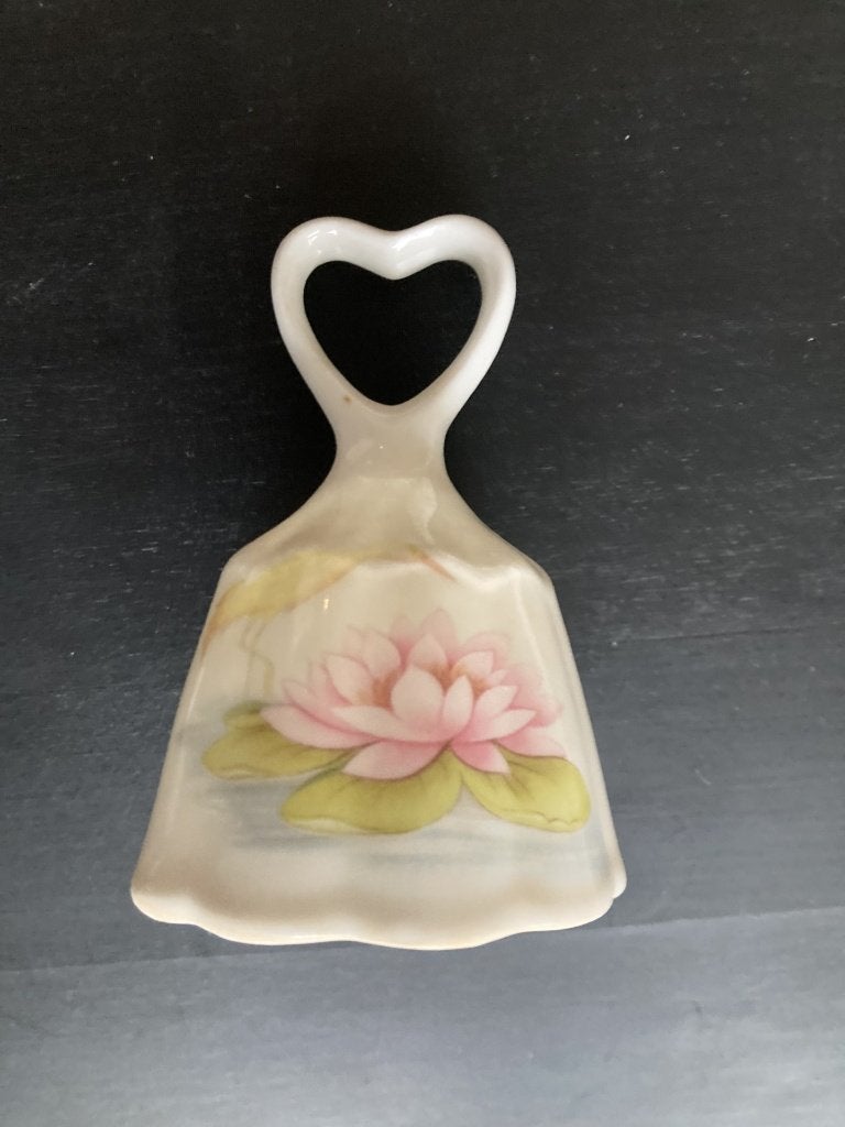 Bone china bel, Verzenden