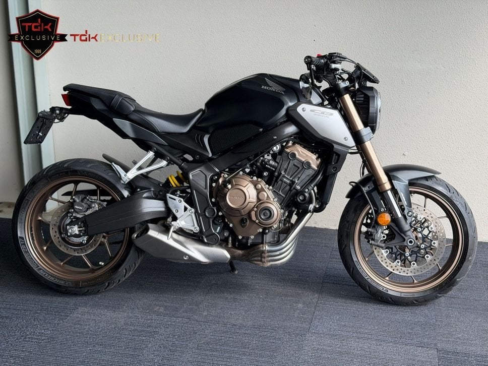 HONDA CB 650 R TOPSTAAT!  (CB650R CBR 1000 750 hornet cafe), Motoren, Motoren | Honda, 4 cilinders, 649 cc, Bedrijf, Meer dan 35 kW
