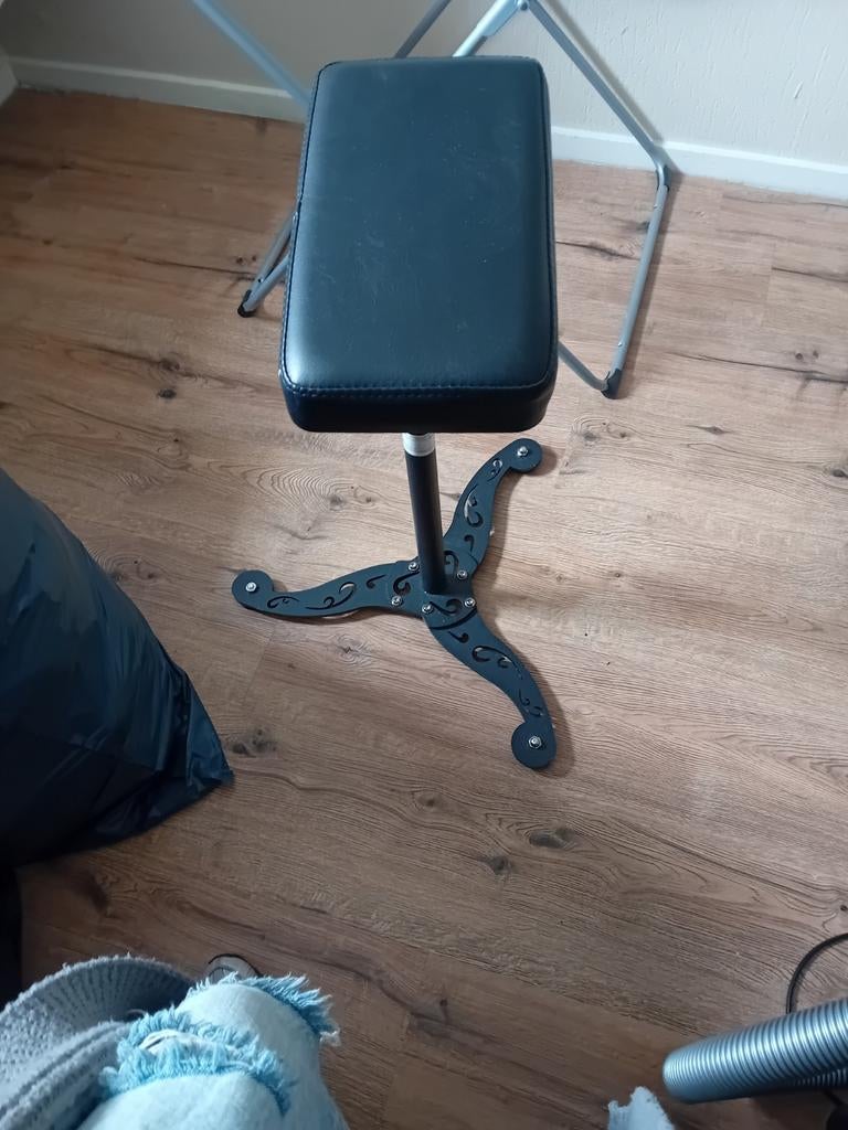 Verstelbare Tattoo Armsteun - Zwart Kunstleer, Ophalen, Gebruikt, Zwart, Eén