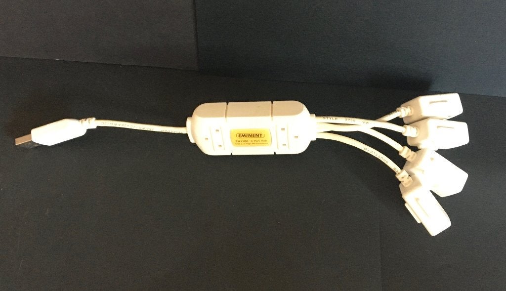 Eminent EM1100 4 port hub - USB-A 2.0 High Performance, Computers en Software, Ophalen of Verzenden, Gebruikt, USB-hub, Harde schijf