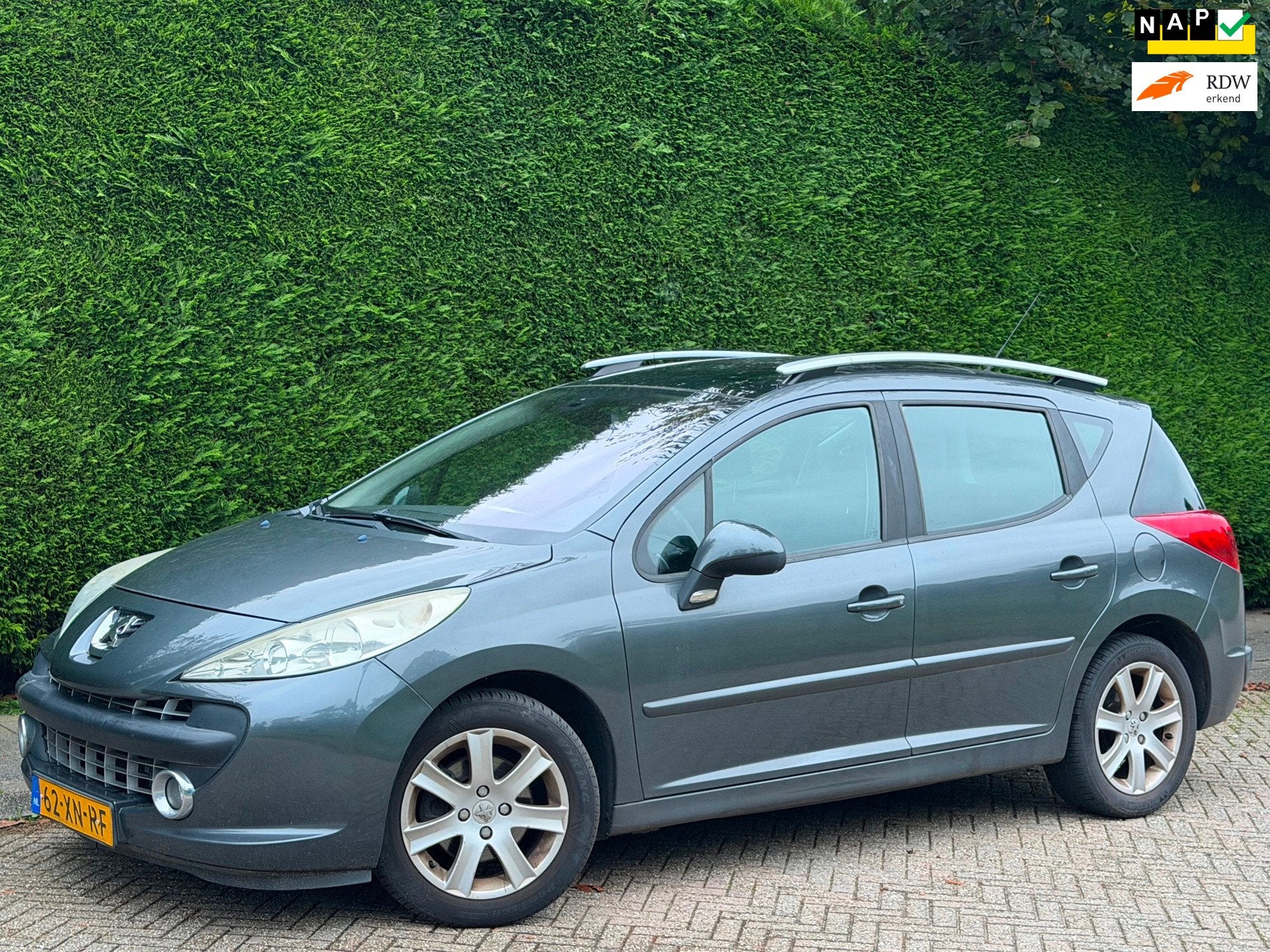 Peugeot 207 SW 1.6 VTi XS INRUILKOOP/LAGE KM/1E EIG/PANO/PDC, Voorwielaandrijving, Stof, Zwart, 4 cilinders