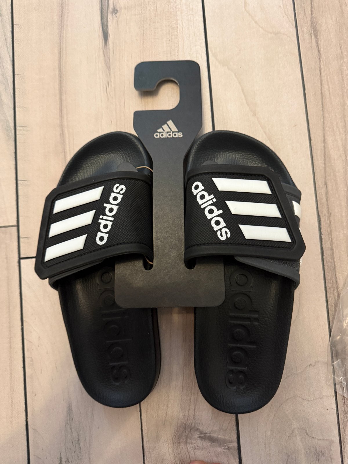 Adidas Adilette slippers -Maat 37 dit weekend 12.50 euro…, Ophalen of Verzenden, Nieuw, Zwart, Slippers