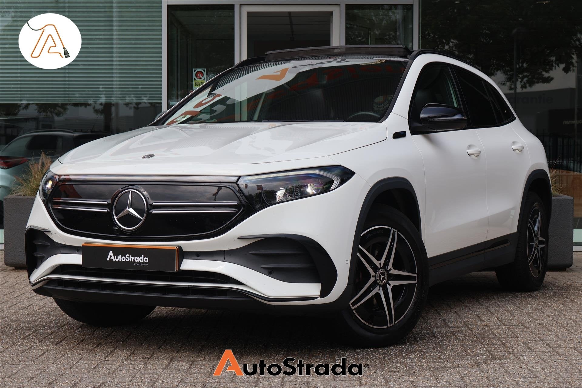 Mercedes EQA 250 AMG-Line SoH 97% I Camera I Navi I Stoelver, 1940 kg, Gebruikt, 190 pk, Met garantie (alle)