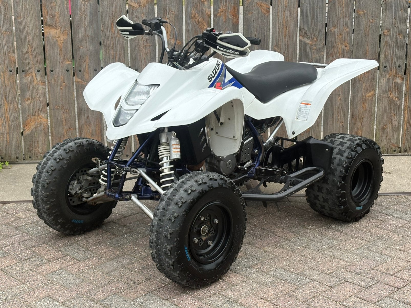 Suzuki ltz 400 ak 47