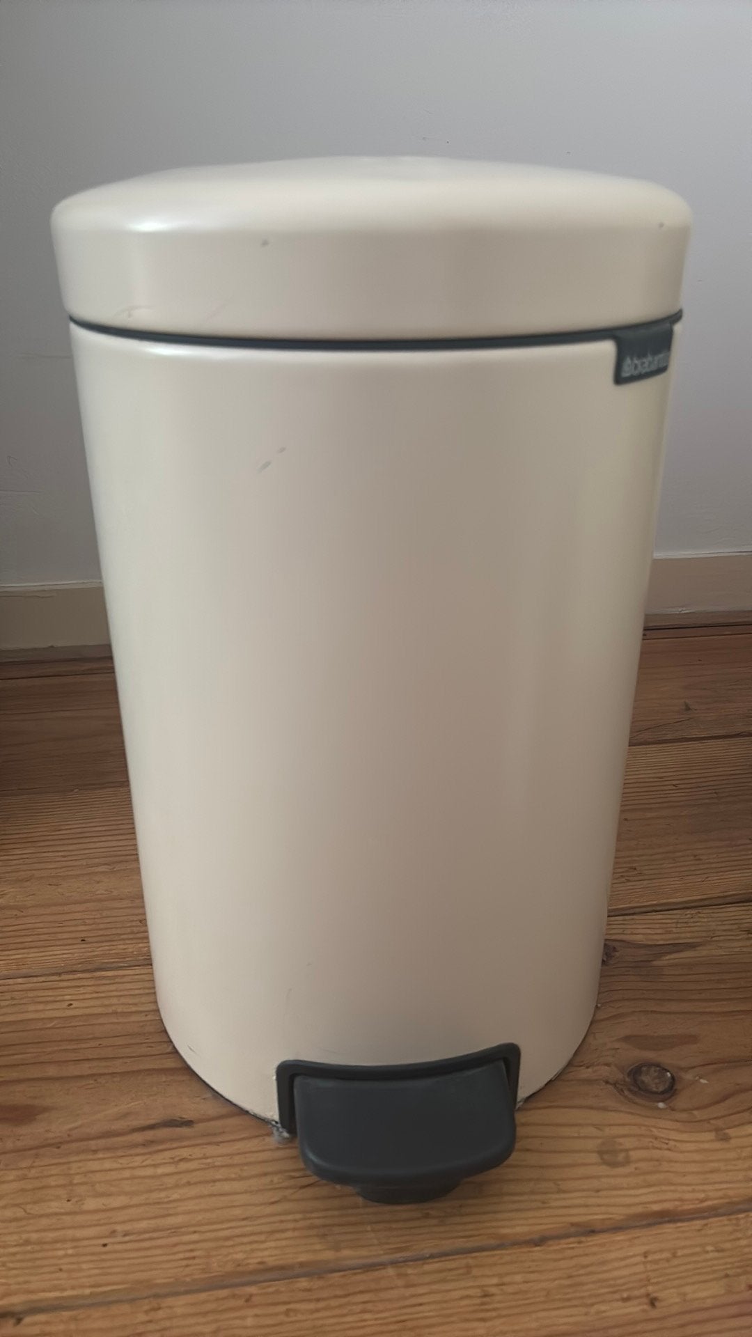 Creme Brabantia, Huis en Inrichting, Ophalen, Zo goed als nieuw