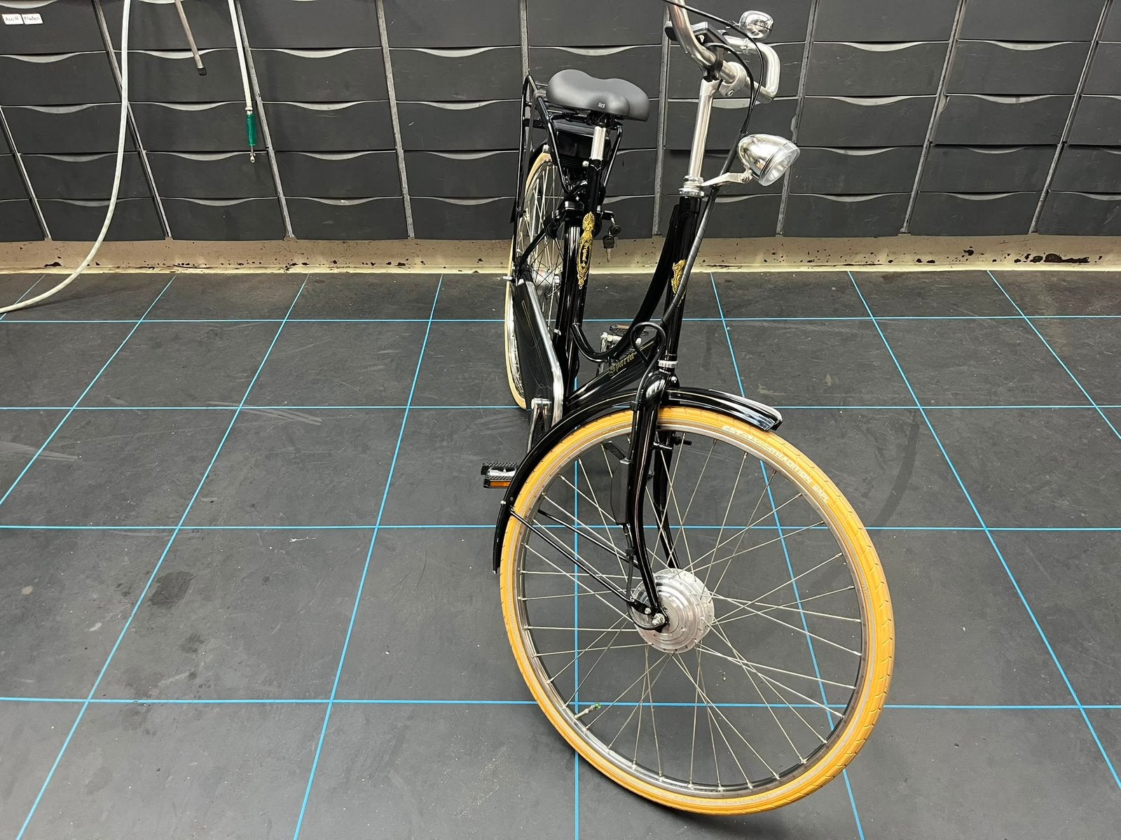 Sparta electrische dames fiets  voorwiel motor hoogte 57, Fietsen en Brommers, Fietsen | Dames | Damesfietsen, Ophalen, Sparta