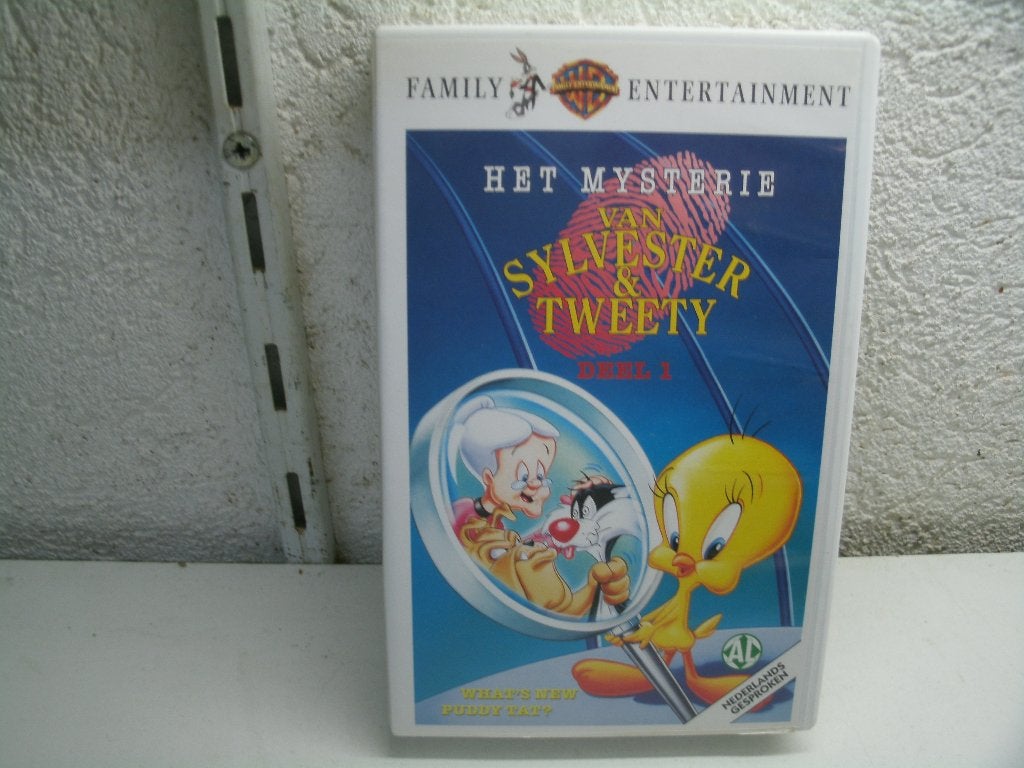 vhs 92a mysterie van syvester en tweety deel 1, Cd's en Dvd's, VHS | Kinderen en Jeugd, Alle leeftijden, Ophalen of Verzenden