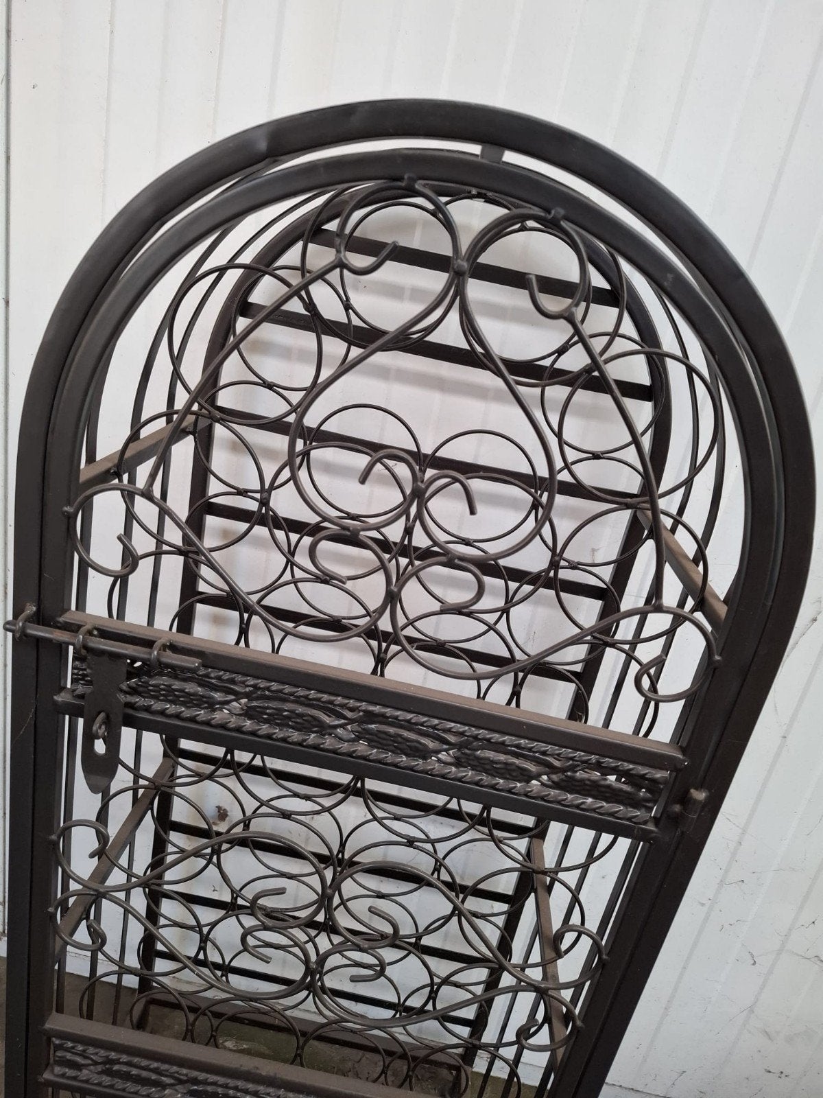 Wijnrek smeedijzer, decoratief en functioneel, Ophalen of Verzenden, Zo goed als nieuw, 25 flessen of meer, 75 – 100