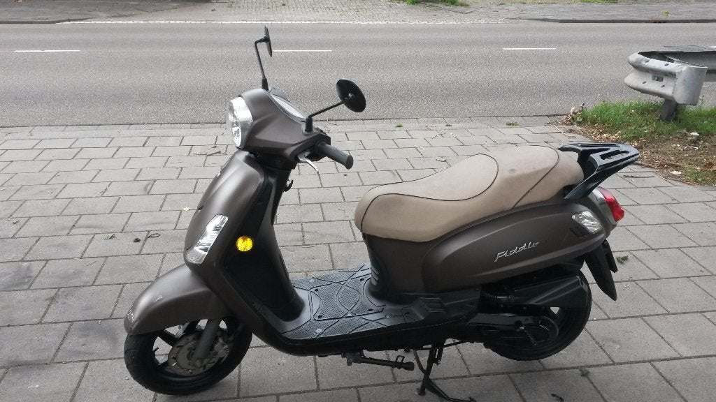 sym fiddle 2018, geel kenteken, Fietsen en Brommers, Scooters | SYM, Overige modellen, Ophalen of Verzenden, Zo goed als nieuw