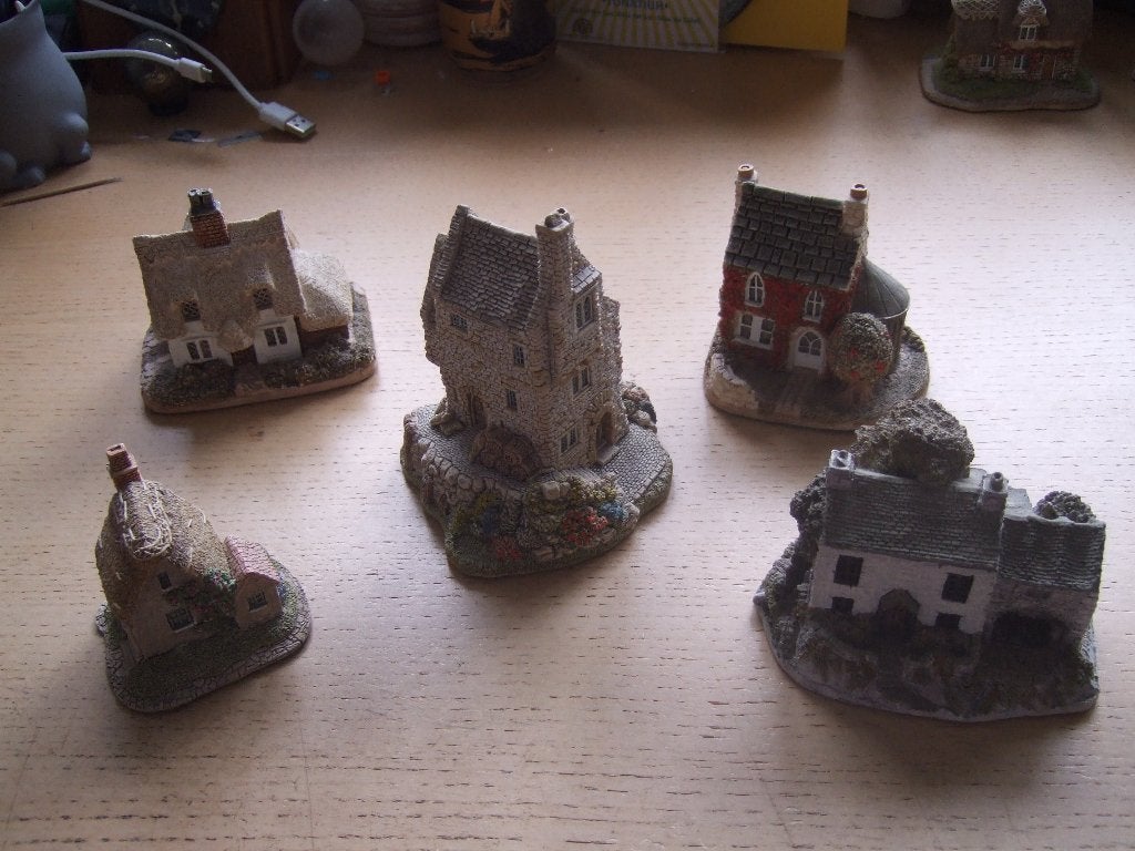 Lilliput Lane 5 modellen (4e set), Ophalen of Verzenden, Zo goed als nieuw, Overige typen