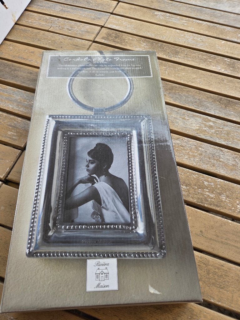 Rivièra Maison fotolijst nieuw in doos, Nieuw, Ophalen of Verzenden, Fotolijst, Met ophangsysteem