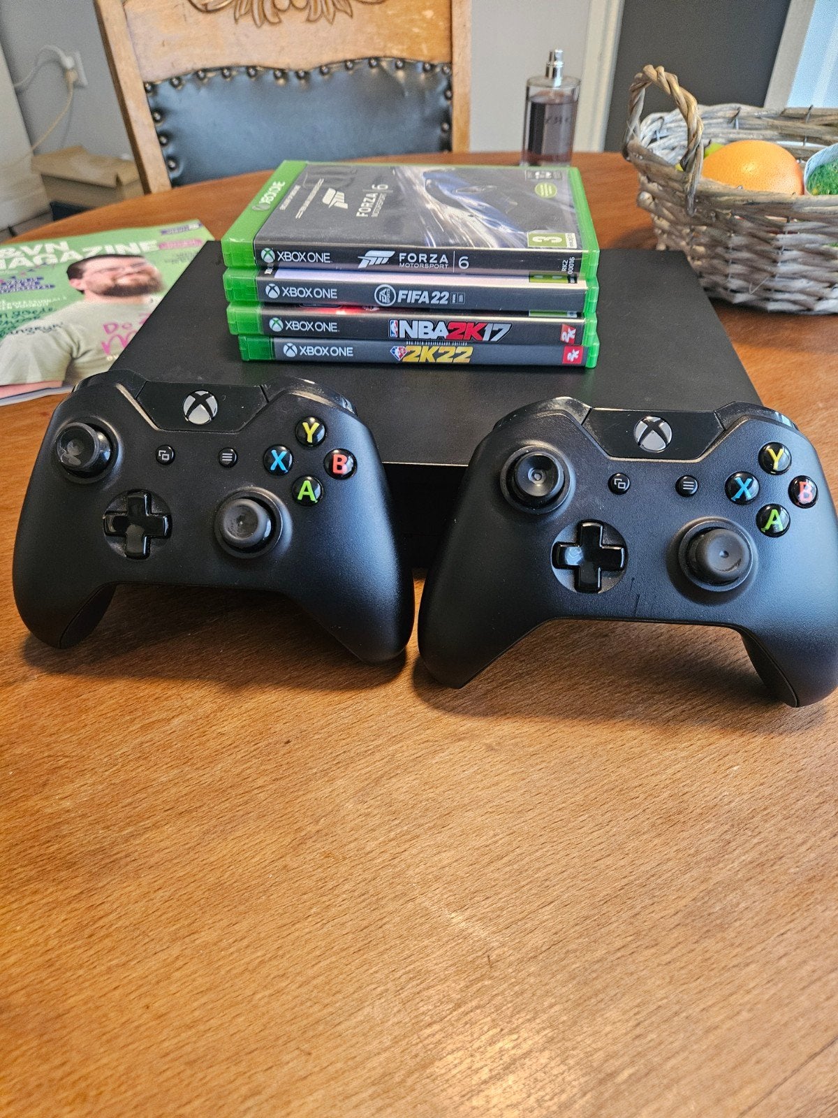 One X 1TB te koop – Uitstekende staat, Ophalen of Verzenden, Zo goed als nieuw, 1 TB, Met 1 controller