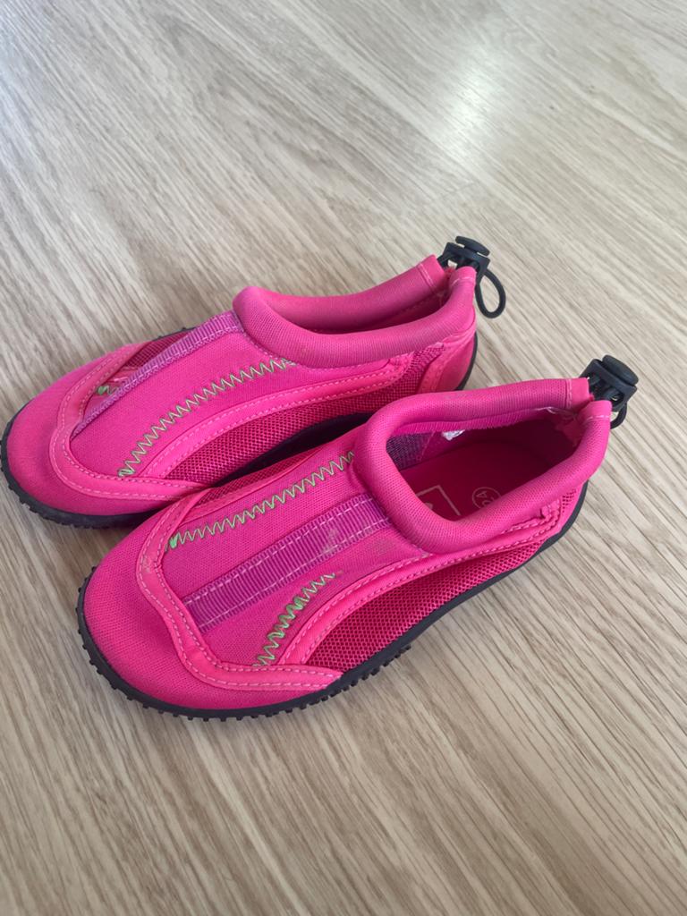 Roze waterschoenen maat 24, Kinderen en Baby's, Kinderkleding | Schoenen en Sokken, Ophalen of Verzenden, Gebruikt, Meisje, Schoenen