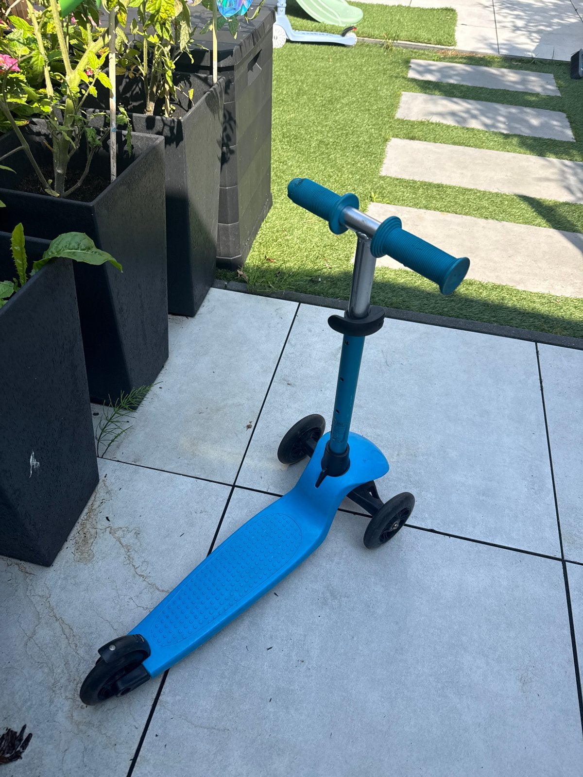 Gratis af te halen: Gebruikte 3-wiel step met lichtgevende w, Fietsen en Brommers, Ophalen, Gebruikt, Gewone step