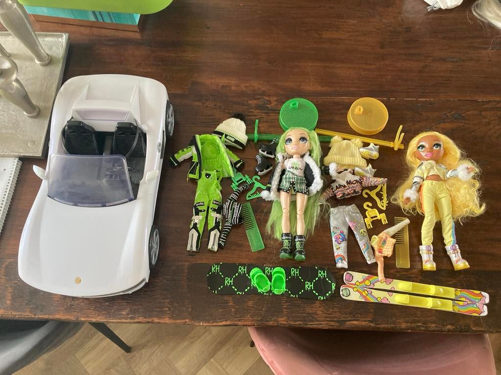 Rainbow High Poppen, Auto & Accessoires Set, Kinderen en Baby's, Speelgoed | Overig, Gebruikt, Meisje, Ophalen of Verzenden