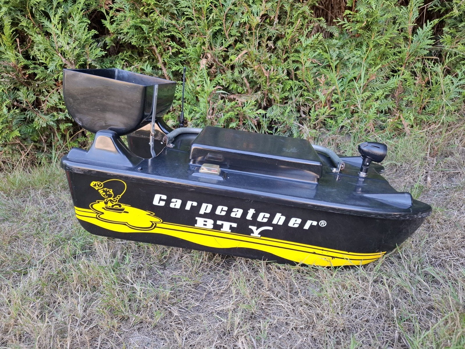 voerboot Carpcatcher BT5 voerboot met fishfinder, Watersport en Boten, Ophalen of Verzenden, Gebruikt, Overige typen