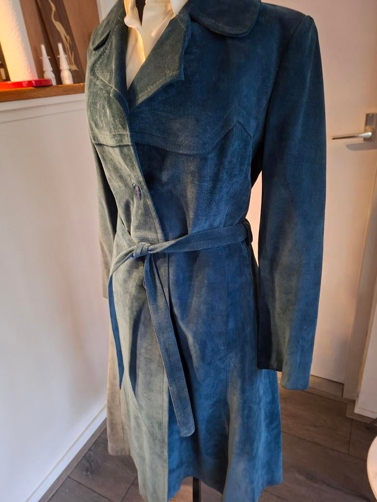 Suede jas, Kleding | Dames, Ophalen of Verzenden, Zo goed als nieuw, Maat 38/40 (M), Blauw