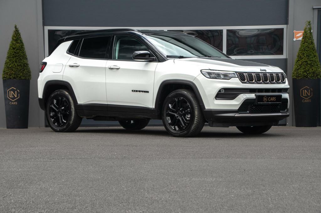 Jeep Compass 4xe 240 Plug-in Hybrid Limited 4WD, Gebruikt, Zwart, 4 cilinders, Leder en Stof