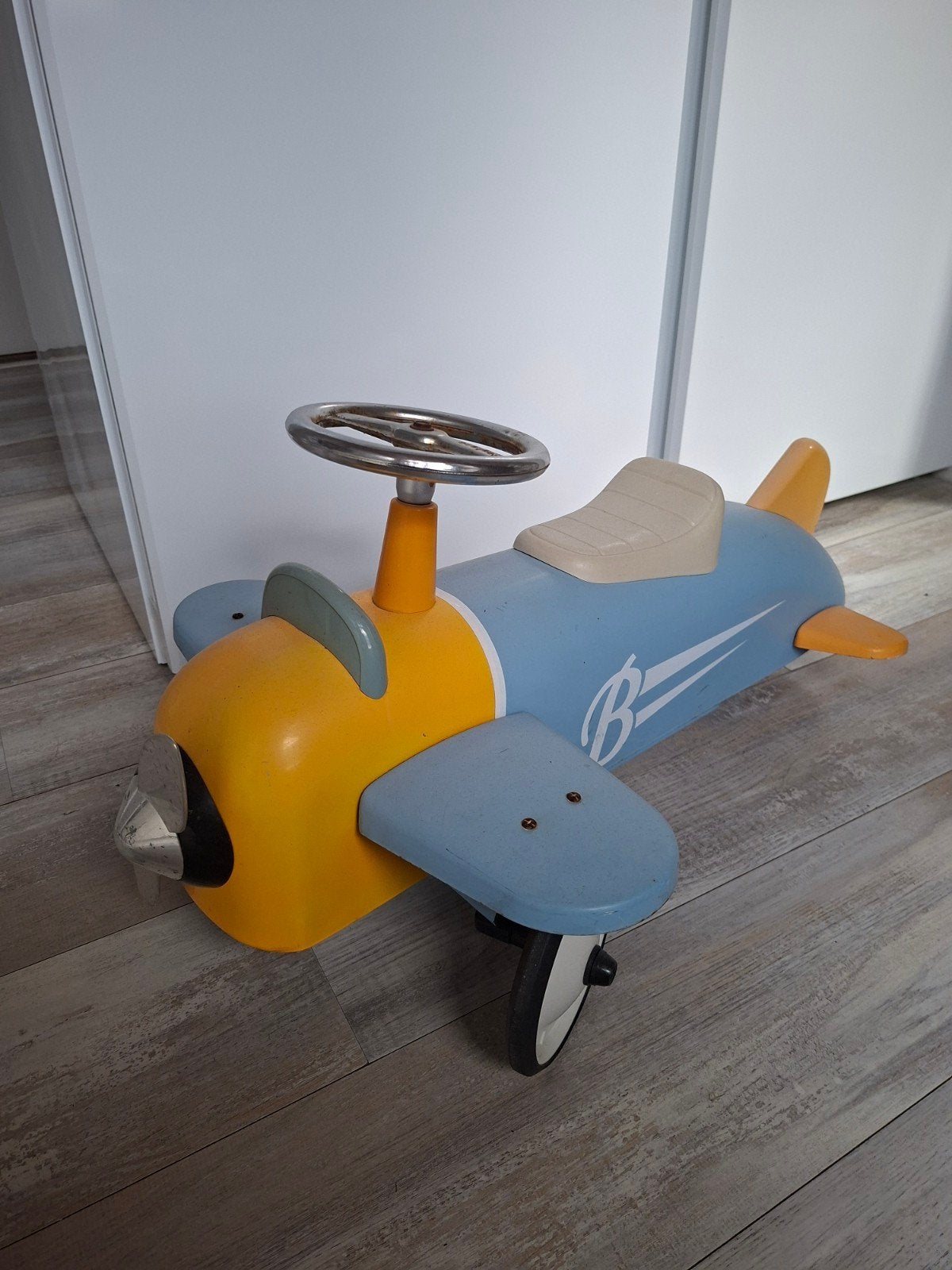 Loopauto / Vliegtuig, Ophalen, Gebruikt