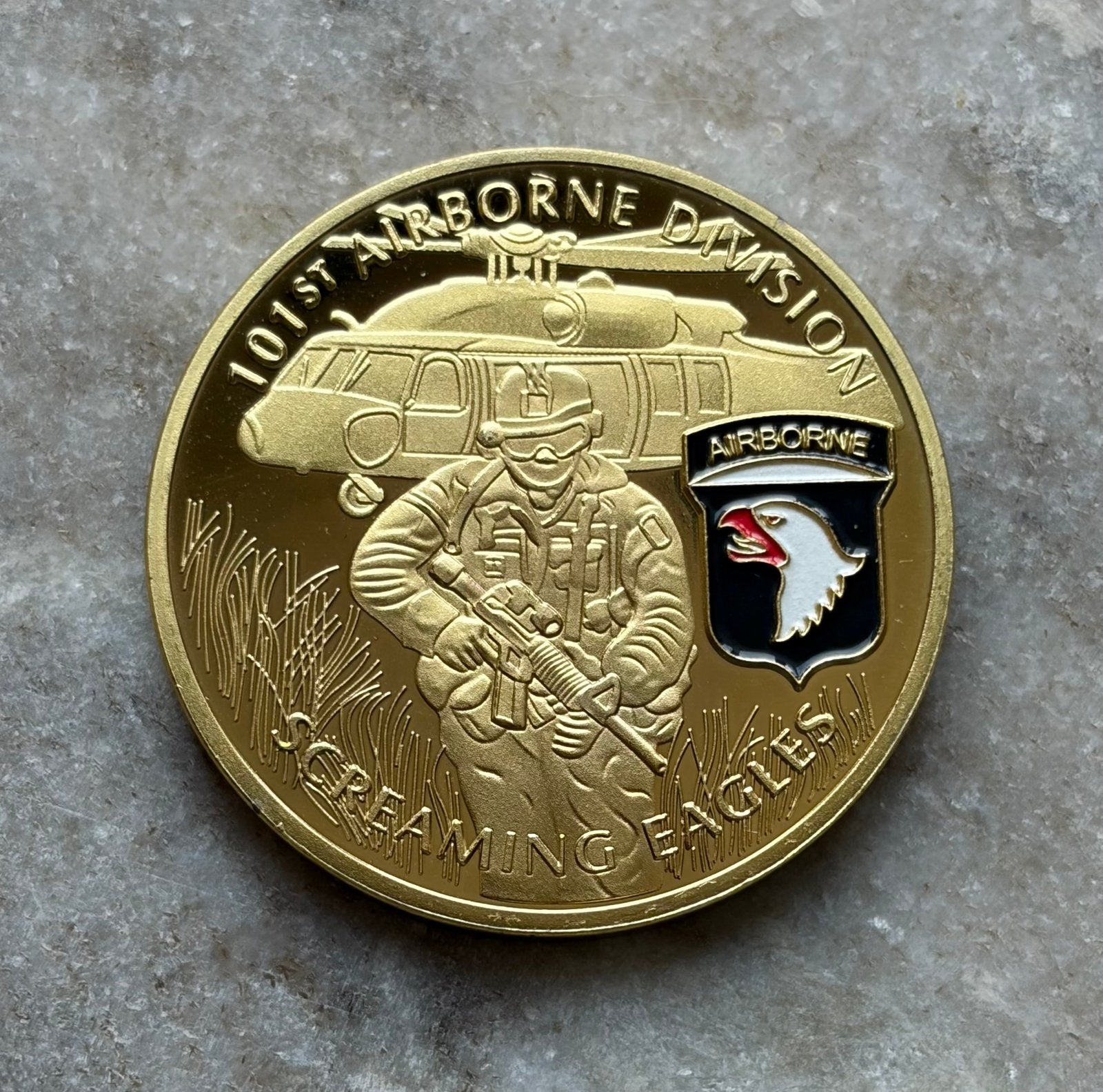 US Army 101st airborne division coin, Ophalen of Verzenden, Landmacht, Amerika, Embleem of Badge