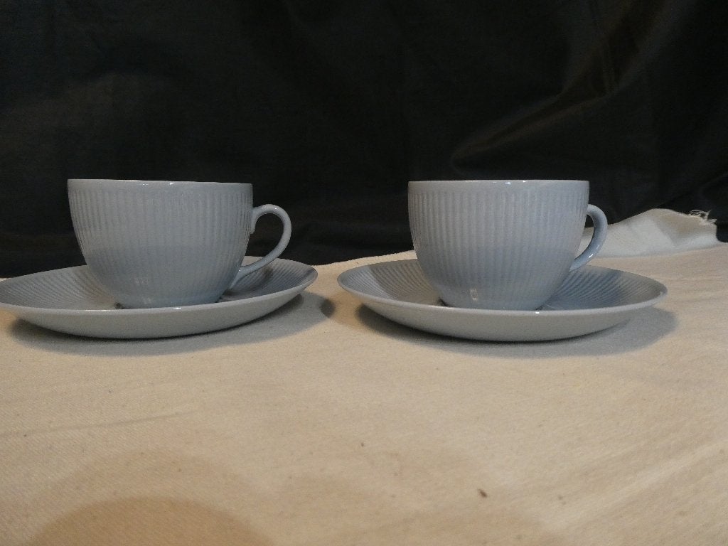 2 x Arabia Sointu kop en schotels blauwgrijs, Gebruikt, Ophalen of Verzenden, Overige stijlen, Kop(pen) en/of Schotel(s)