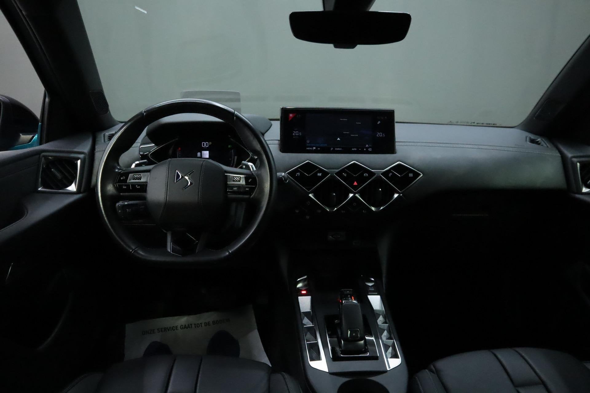 DS 3 Crossback 1.2 PureTech Grand Chic Camera | Applecarplay, Gebruikt, 1199 cc, Blauw, 1180 kg
