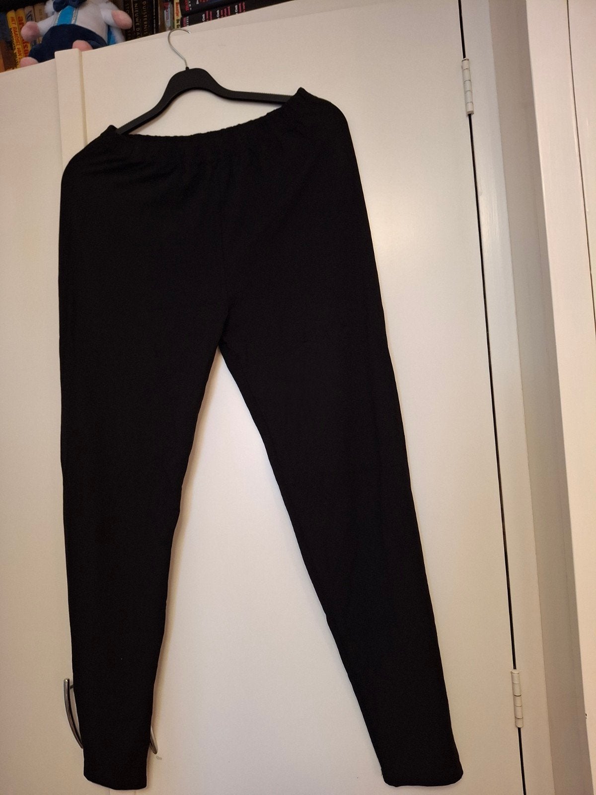 Zwarte lange legging - Magna Fashion, Kleding | Dames, Leggings, Maillots en Panty's, Legging, Zwart, Overige maten, Ophalen of Verzenden