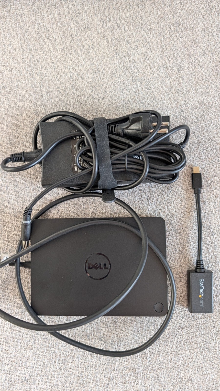 Dell Docking Station WD15 en mini DP to HDMI adapter, Ophalen of Verzenden, Zo goed als nieuw, Dell, Docking station