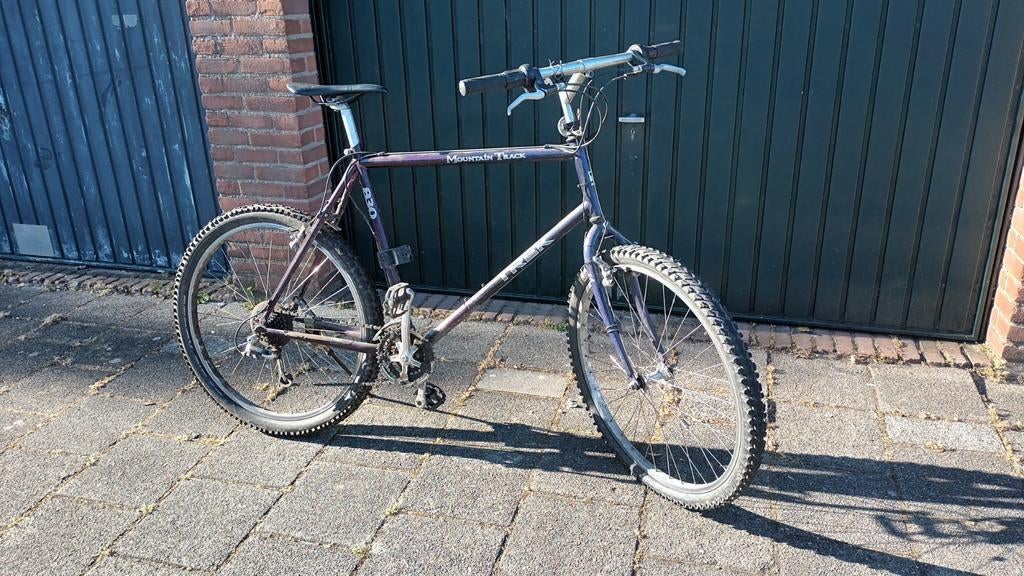 Mountainbike Trek 820, Ophalen, Gebruikt