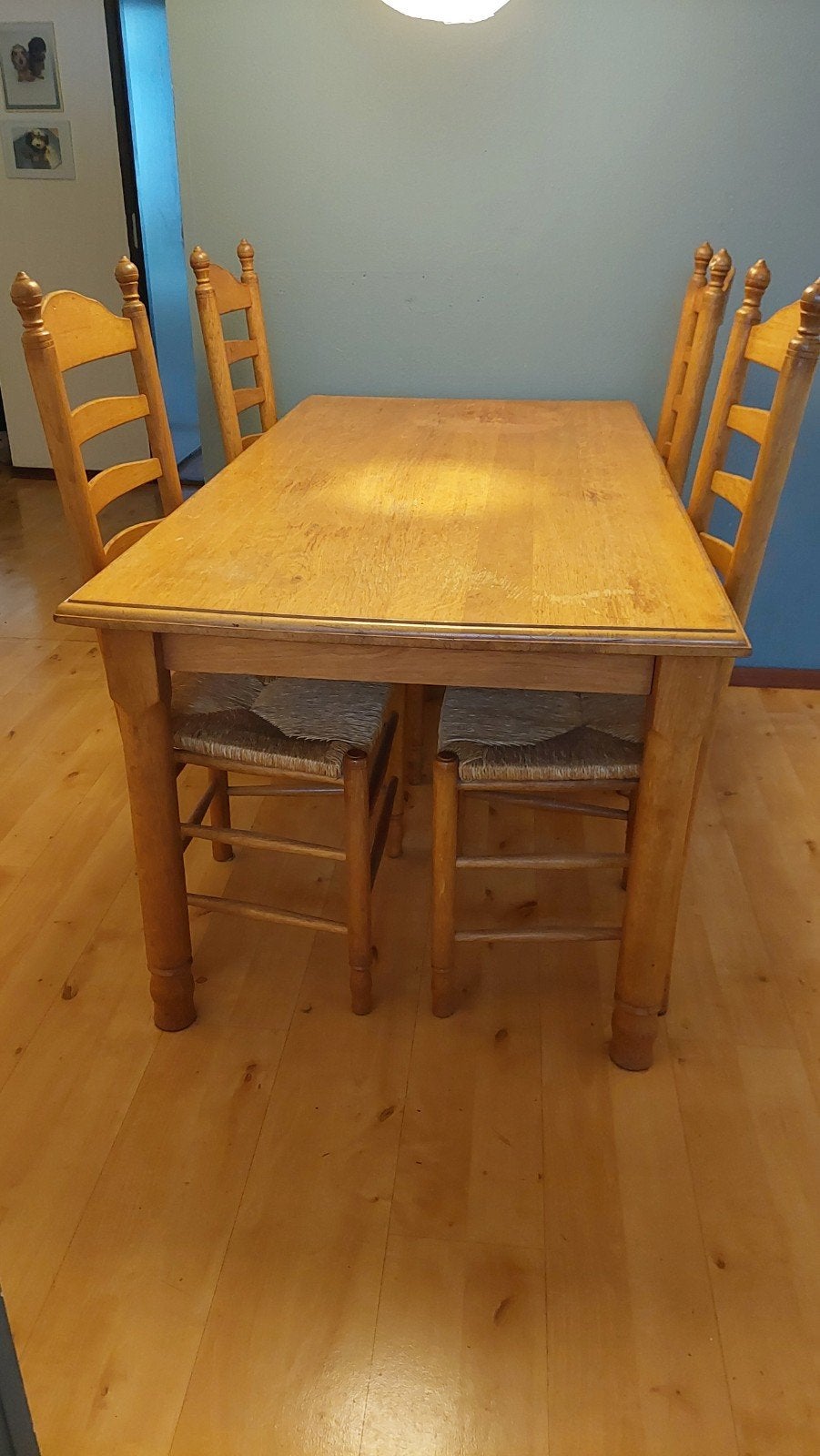 Gratis eettafel met 4 stoelen, Gebruikt, 100 tot 150 cm, Vier personen, Rechthoekig