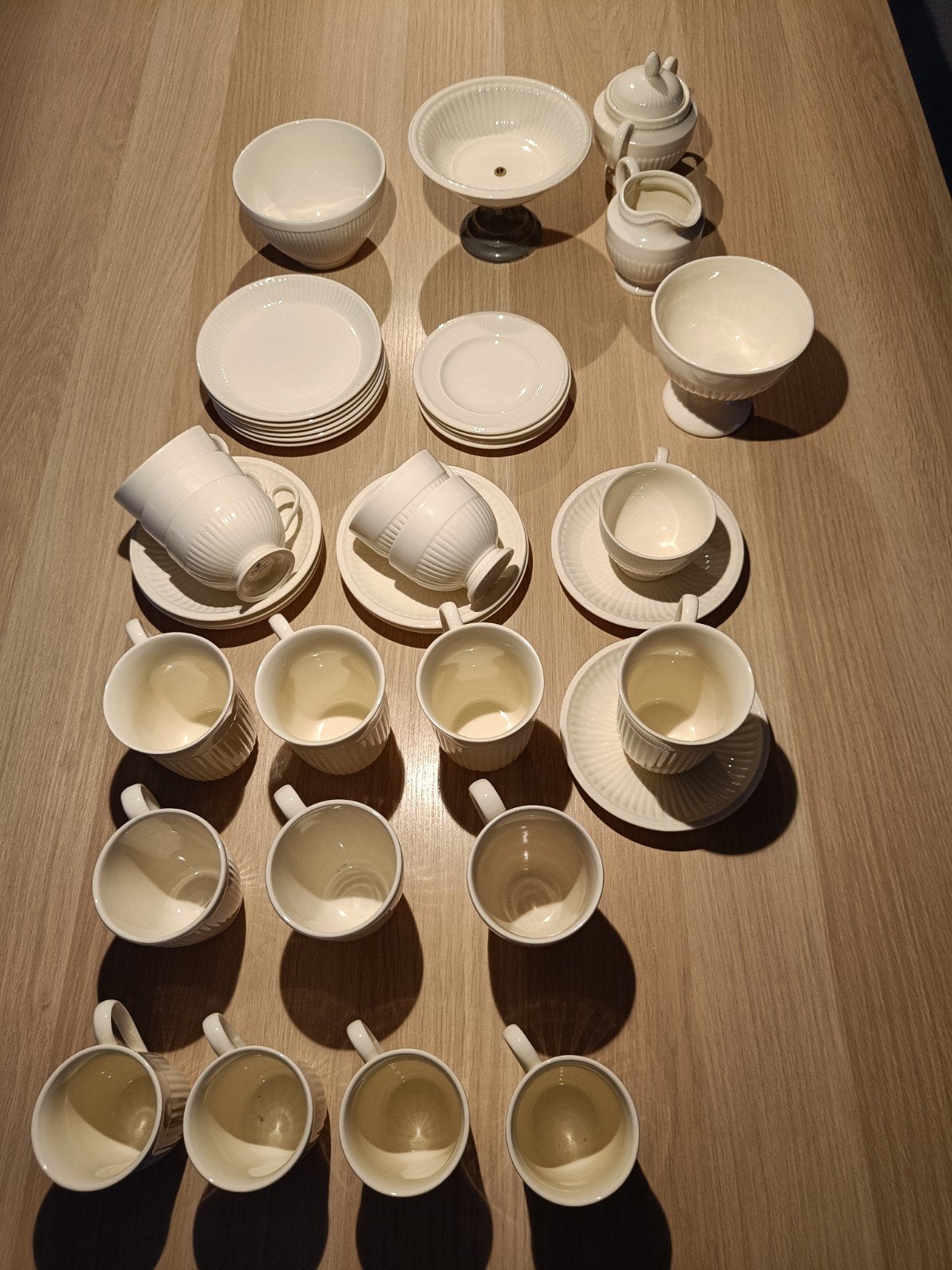 Wedgwoord Servies voor koffie en thee en toebehoren, Ophalen, Gebruikt, Wedgwood, Kop(pen) en/of Schotel(s)