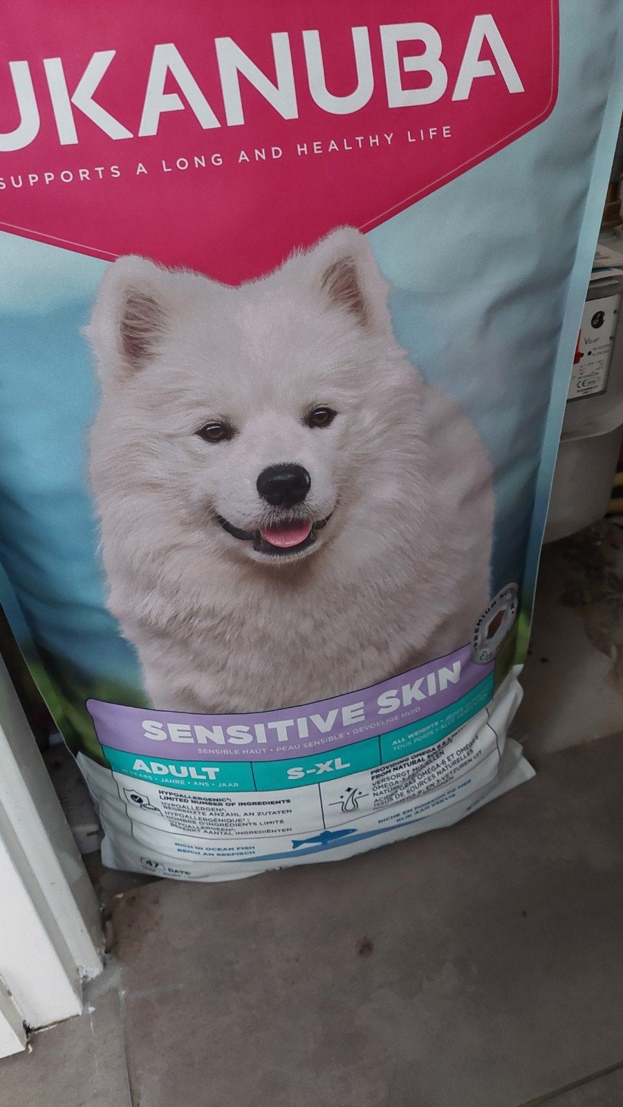 Nieuw....Eukanuba hondenvoer sensentive, Dieren en Toebehoren, Ophalen, Hond
