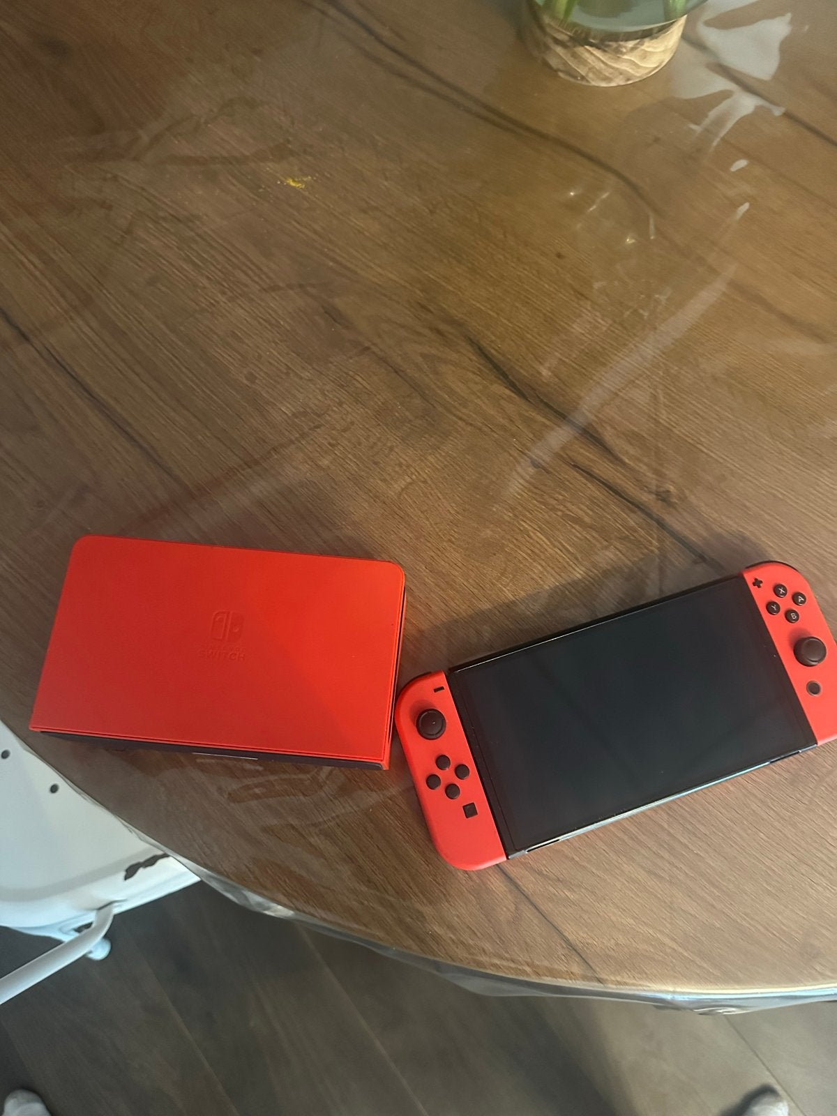 Gloednieuwe Nintendo Switch OLED (exclusief Joy-Cons), Spelcomputers en Games, Spelcomputers | Nintendo Switch, Ophalen of Verzenden