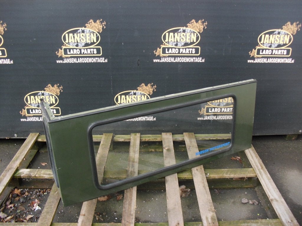 Defender 90" rechter achter zijkant MWC9452, Admin@jansenlaroparts.nl, Ophalen of Verzenden, Groenstraat 31B, Jansen Laro Parts