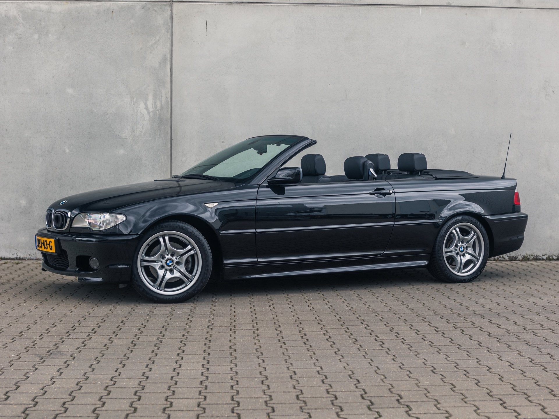 BMW 3-serie Cabrio 320Ci Special Executive, Auto's, Achterwielaandrijving, Gebruikt, Zwart, Cabriolet