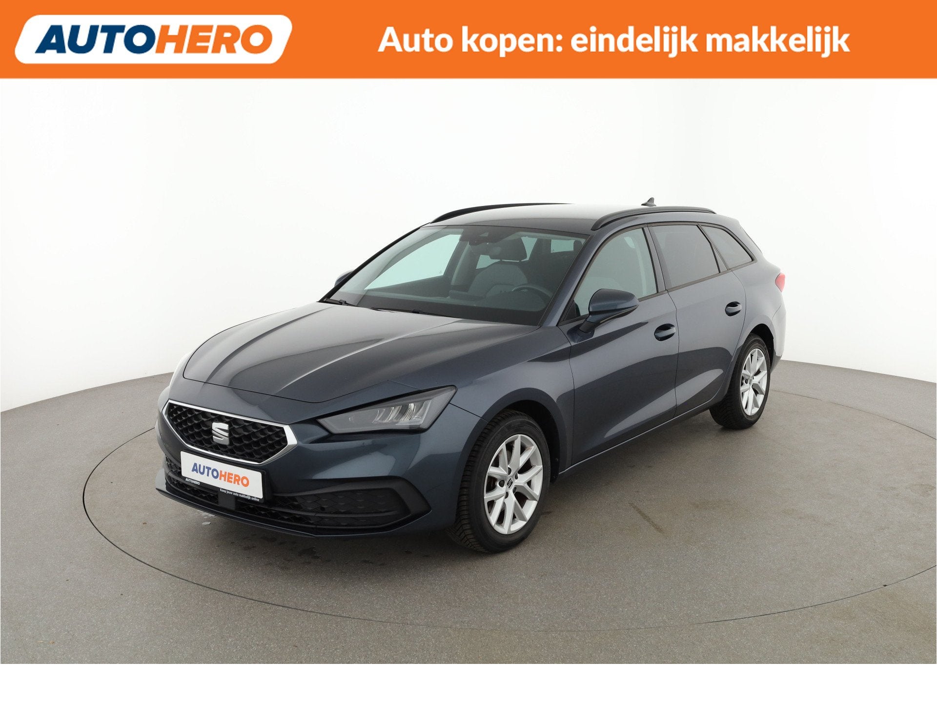 SEAT Leon Sportstourer 1.5 eTSI Style Business Intense | ZN8, Auto's, Stof, 4 cilinders, Leon, Grijs